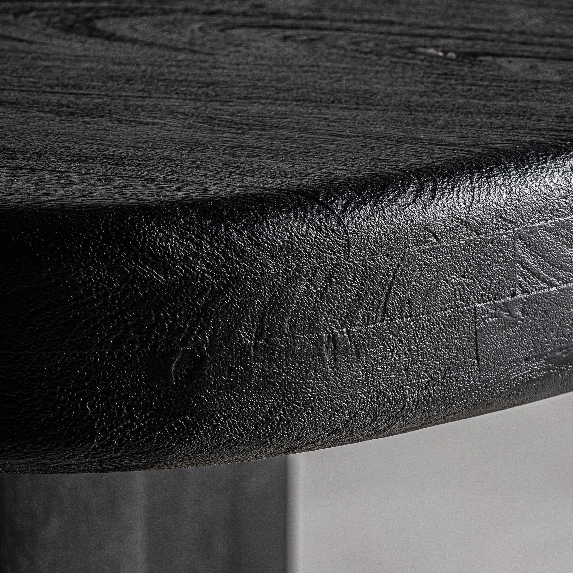 WORTZ DINING TABLE